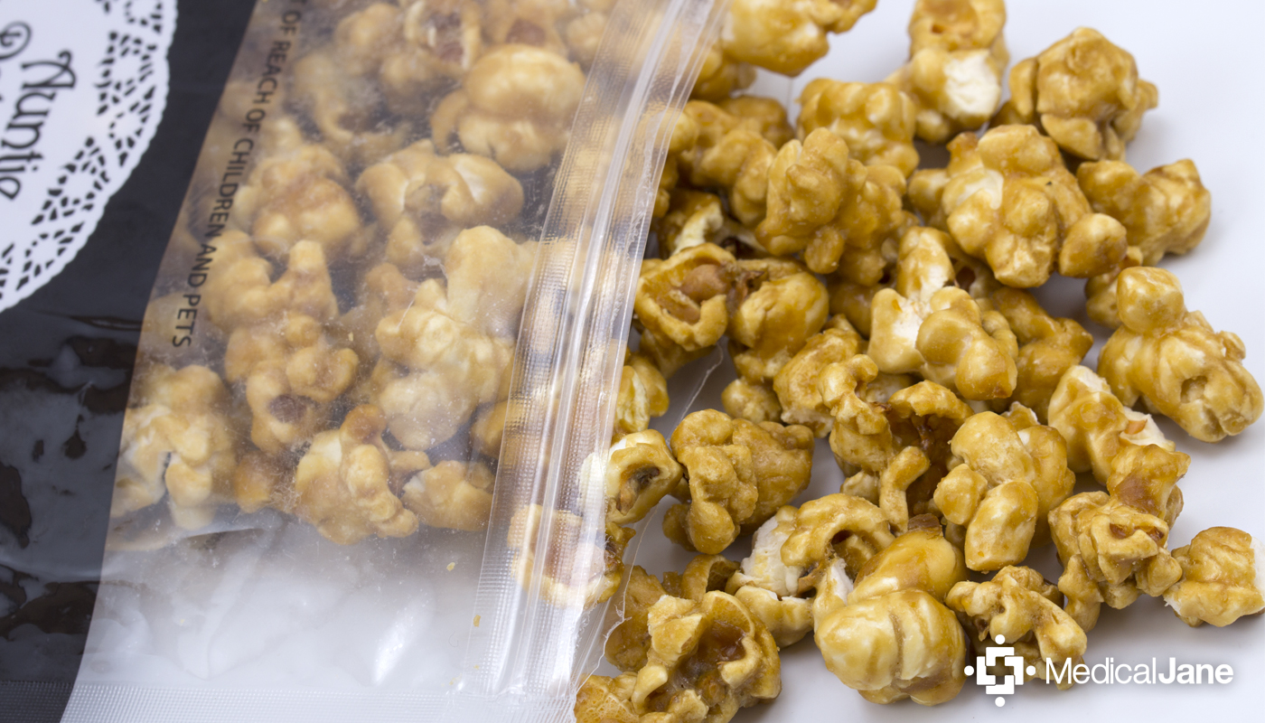 Caramel Popcorn from Auntie Dolores